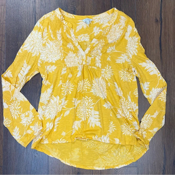 Lucky brand, yellow floral smocked blouse SZ LG - Picture 1 of 4